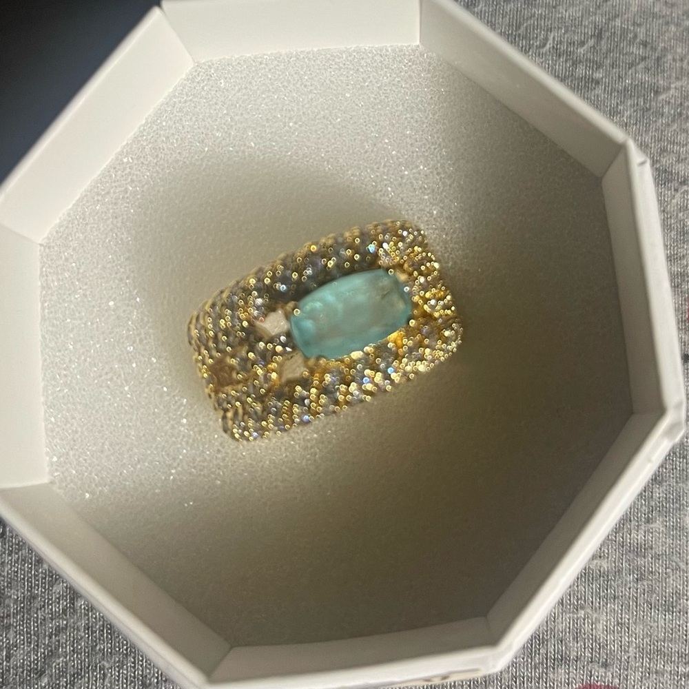 Bomb Party resort wear ring